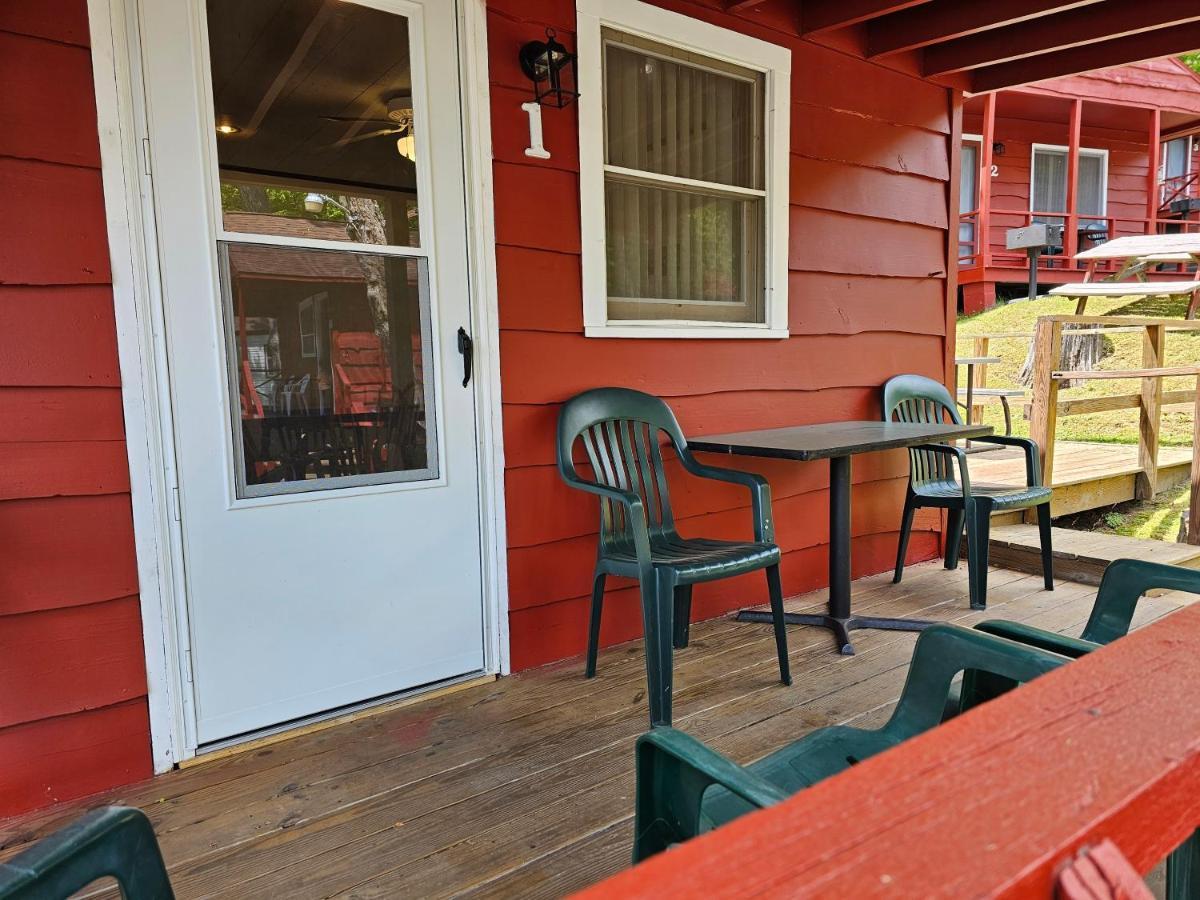 The Gold Eagle Lake George Exterior foto