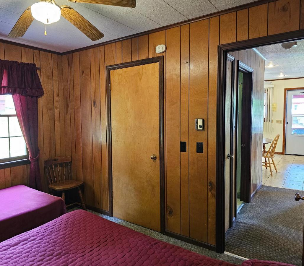 The Gold Eagle Lake George Exterior foto
