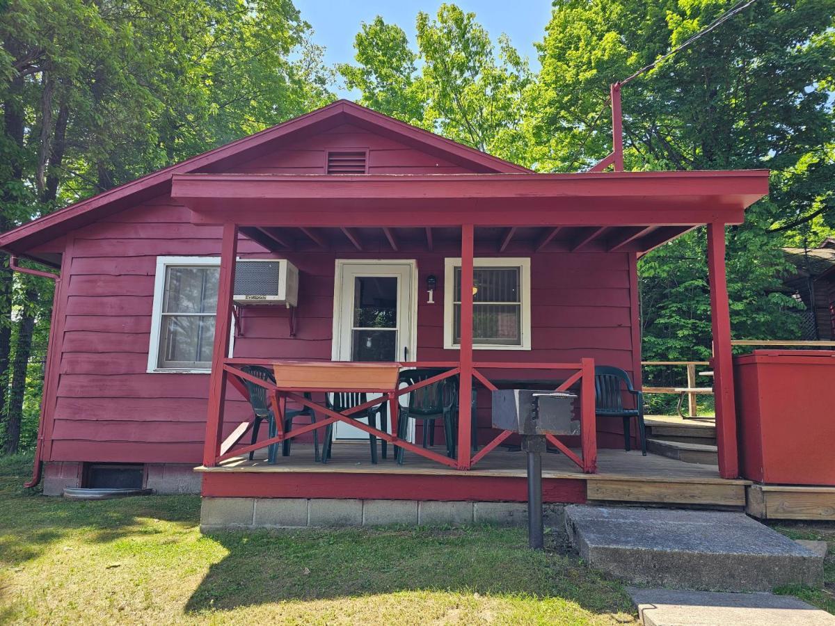 The Gold Eagle Lake George Exterior foto