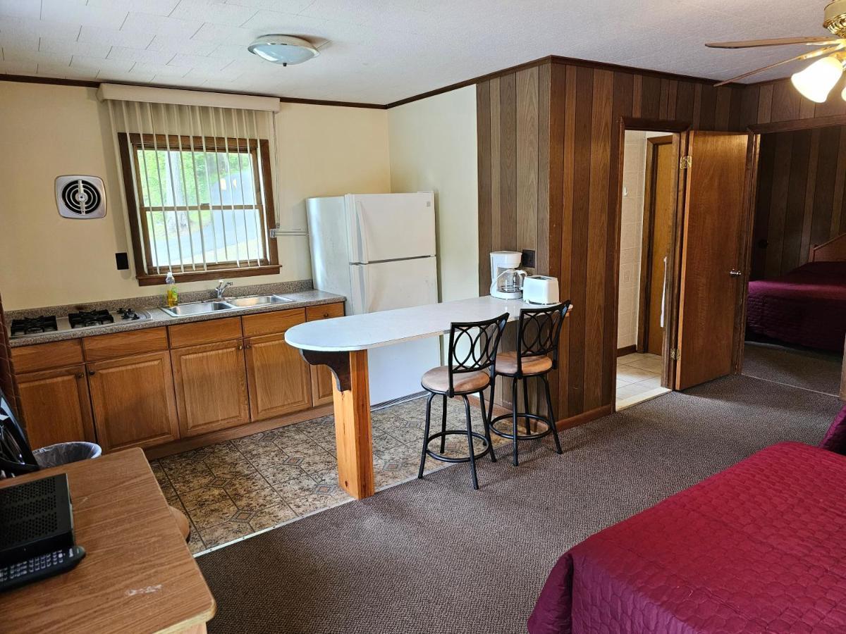 The Gold Eagle Lake George Exterior foto