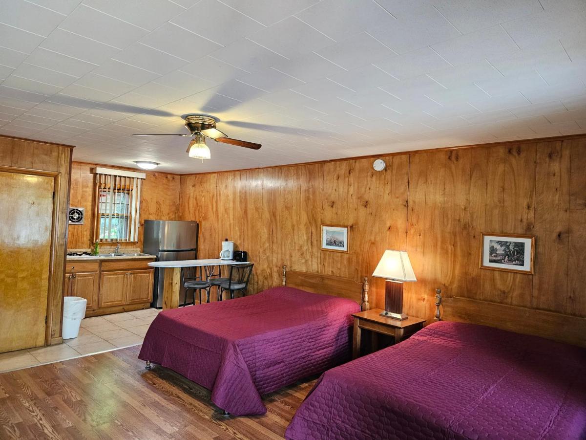 The Gold Eagle Lake George Exterior foto