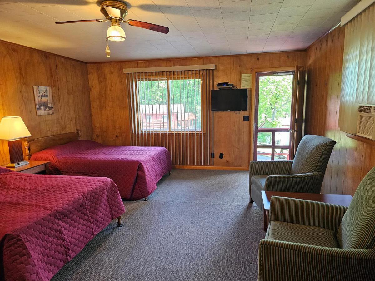The Gold Eagle Lake George Exterior foto